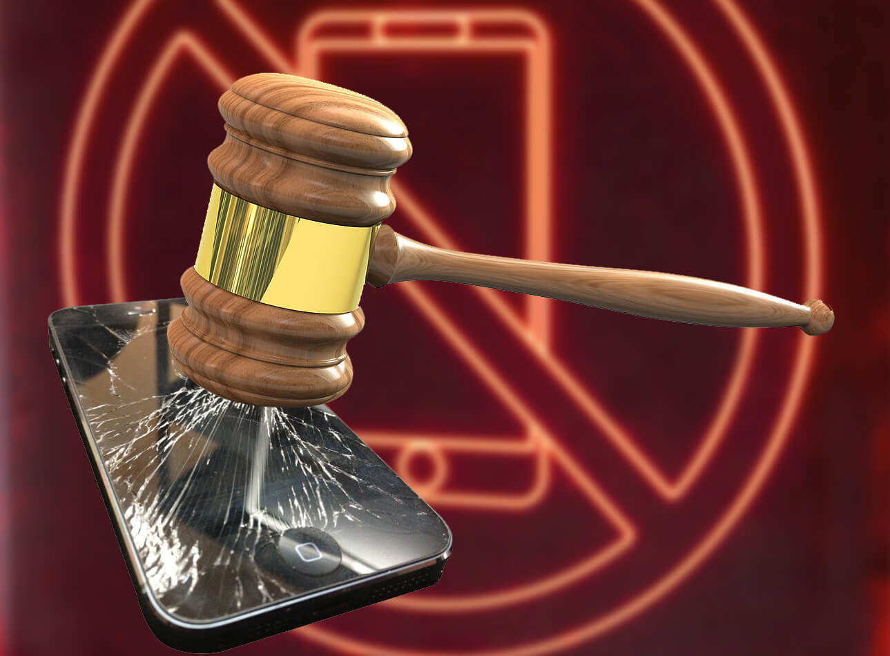 Court room cell phone detection